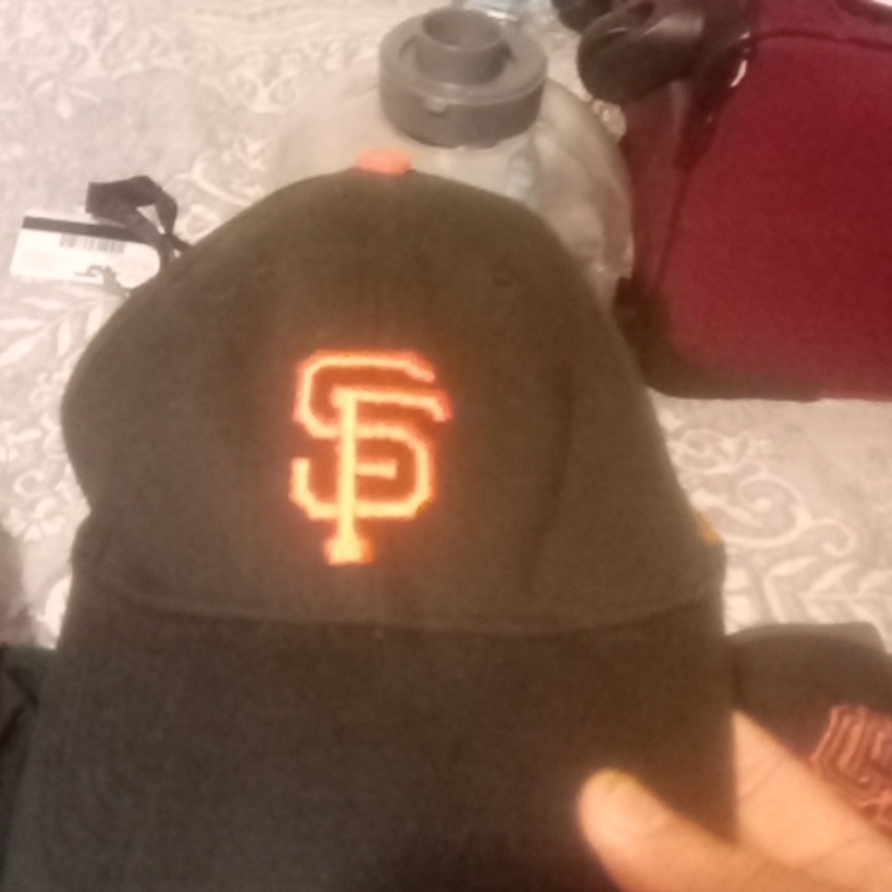 Brand 47 San Francisco Giants snapback hat. Great shape